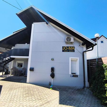 Jo-Ma Apartma - Safe Parking Lublana Zewnętrze zdjęcie