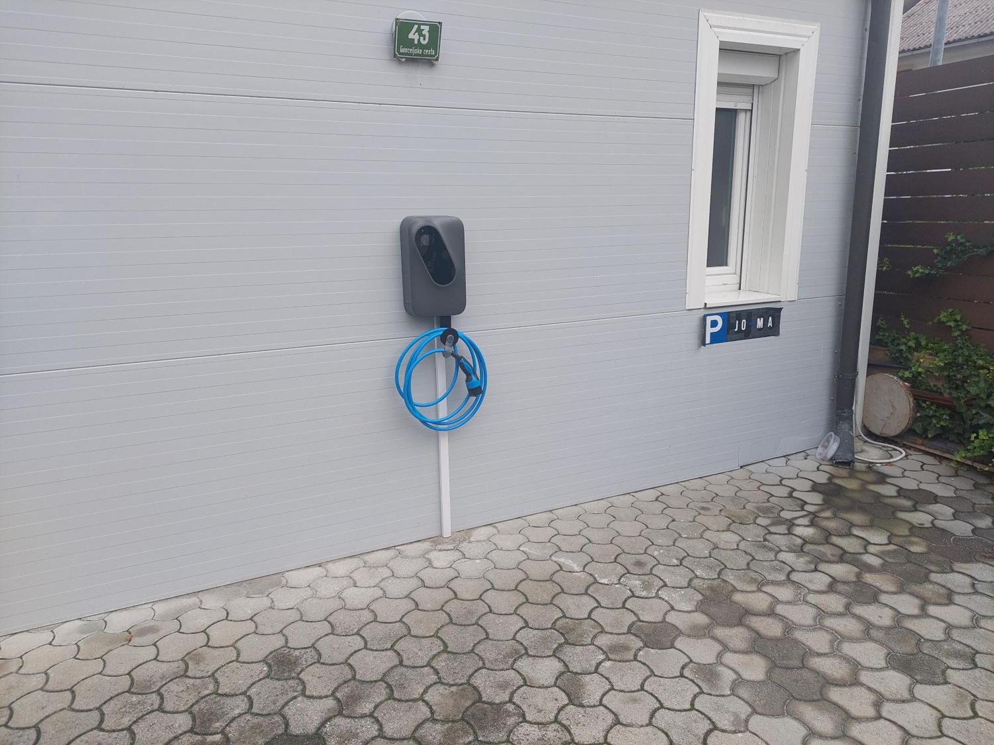 Jo-Ma Apartma - Safe Parking Lublana Zewnętrze zdjęcie